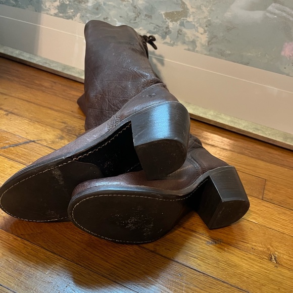 Frye Carmen Tall Leather Boots - Picture 4 of 7
